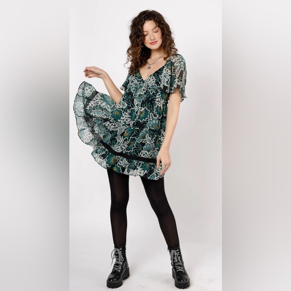 MAISIE EMERALD FLORAL MINI DRESS - Picture 2 of 4